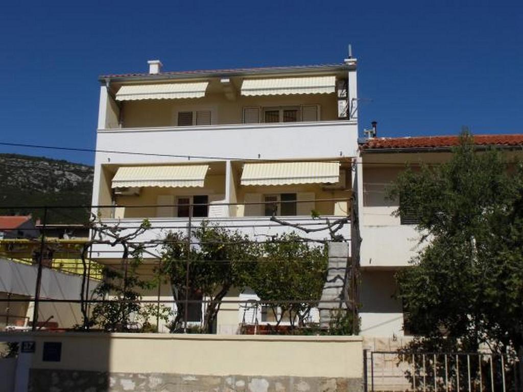 Studios Ana Mari Komiža Εξωτερικό φωτογραφία